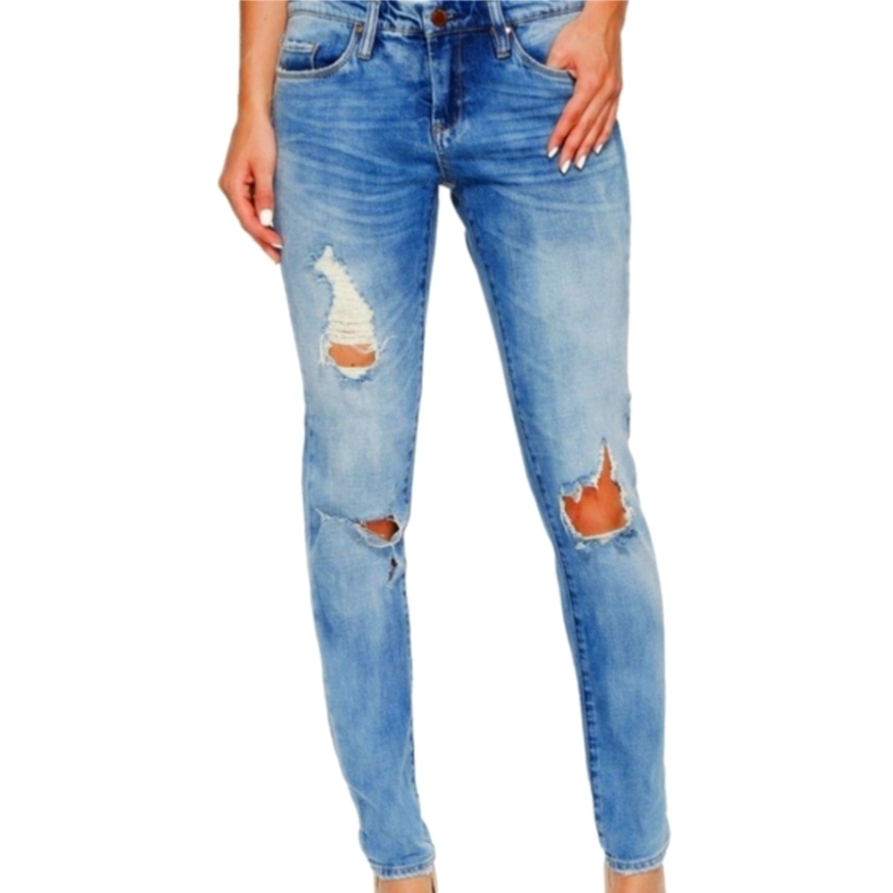 Blank NYC Skinny Classique Distressed Jeans 27